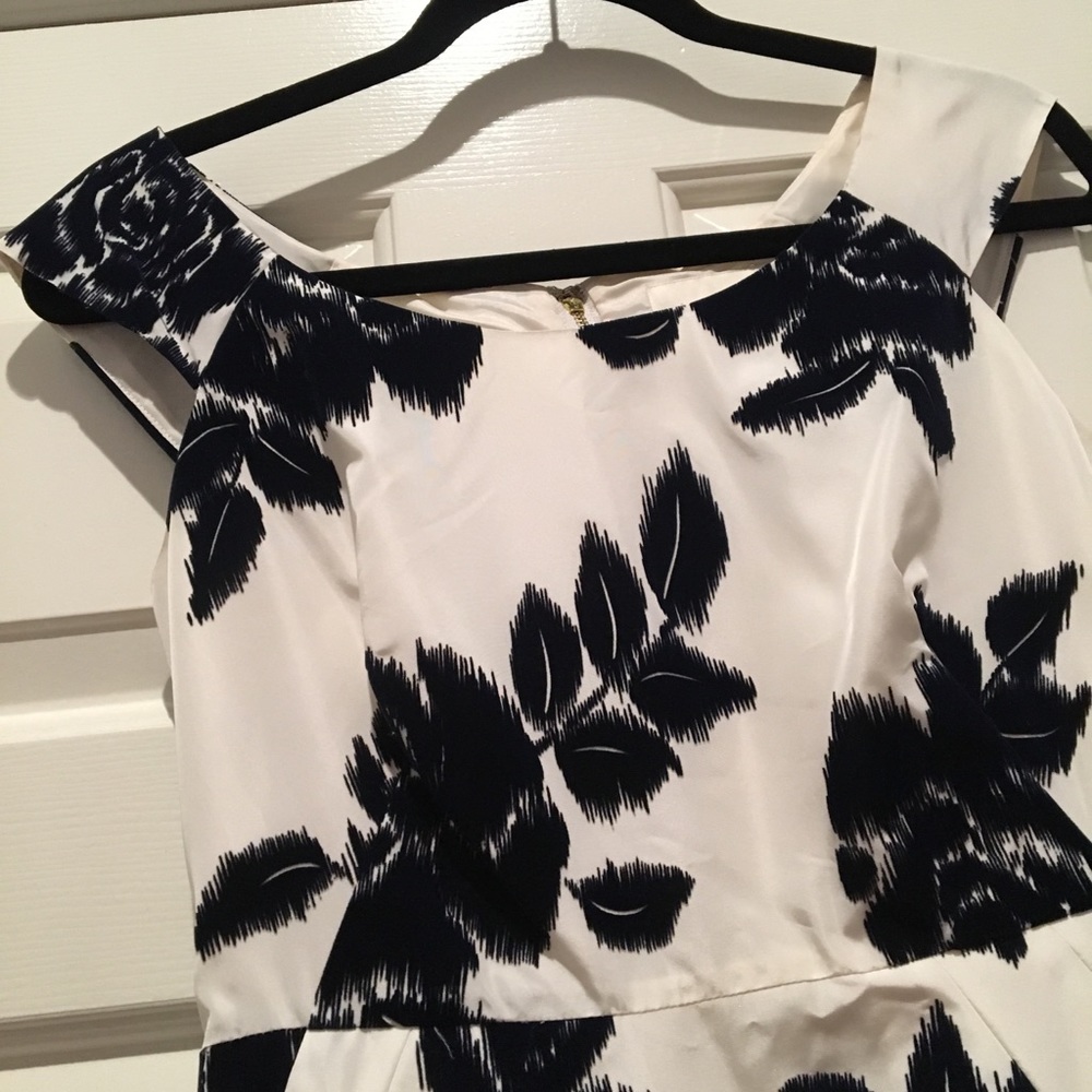 Kate Spade Dress - Picture 2 of 8